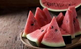 娱乐吃瓜的封面怎么做的